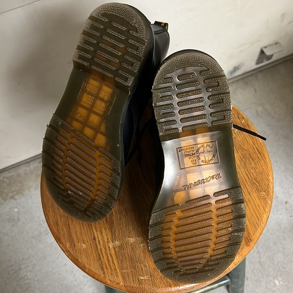 NWOT 1460 W BLACk Dr Martens size 7 - Picture 8 of 8
